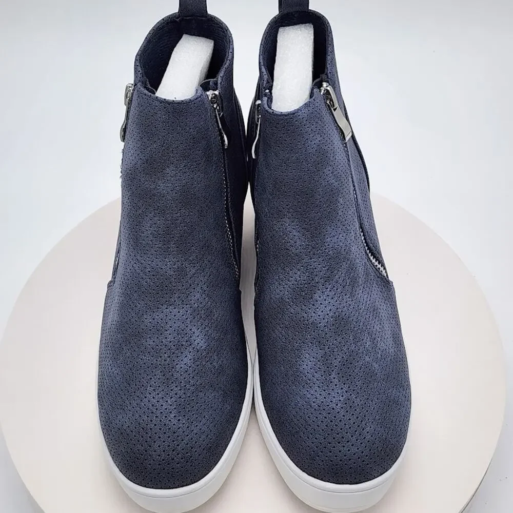 NEW Journee Collection Pennelope Blue Wedge Sneakers Women's Size 10 Side Zip